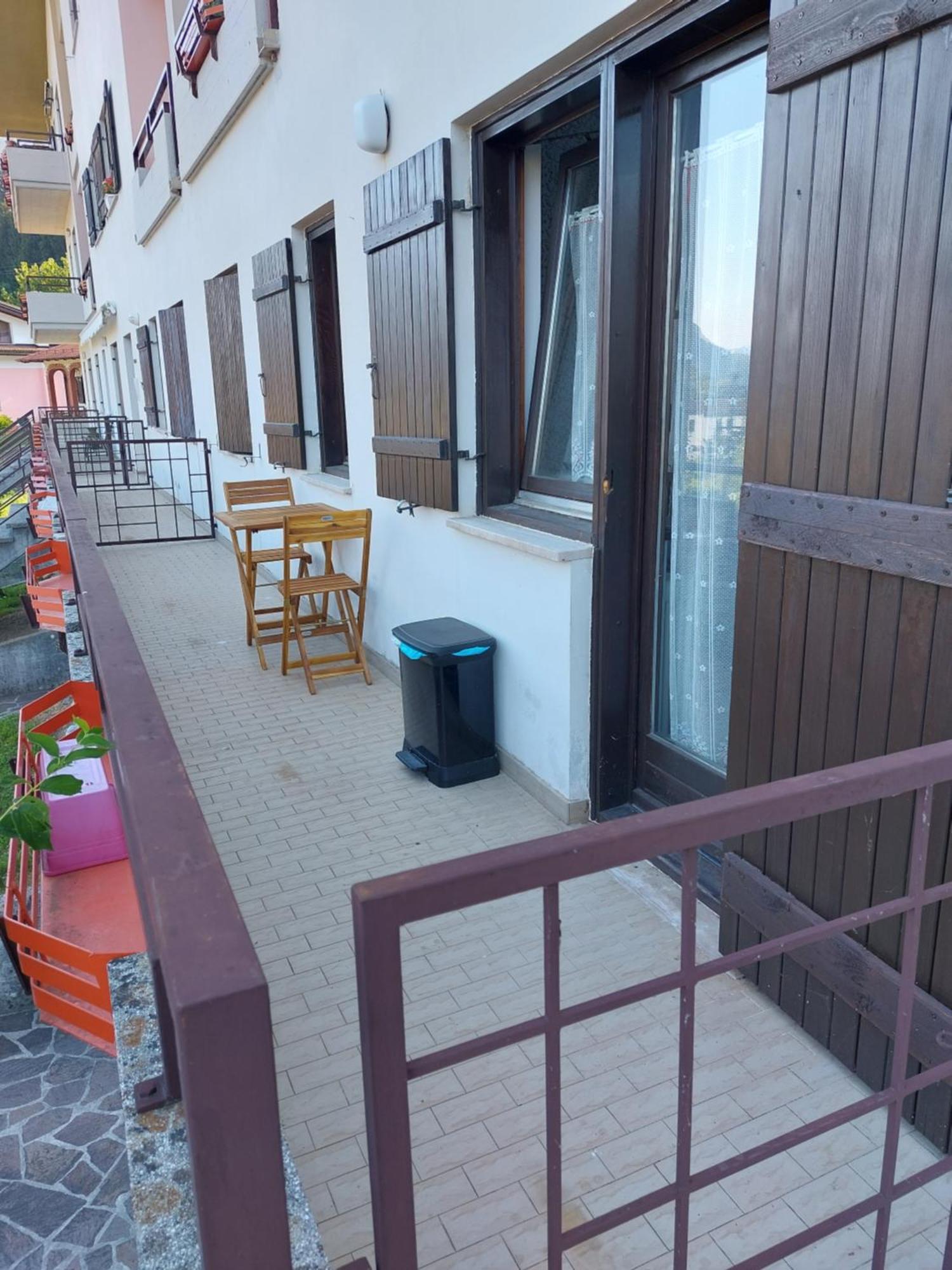 Mini Appartamento Panoramico Sutrio Bilik gambar